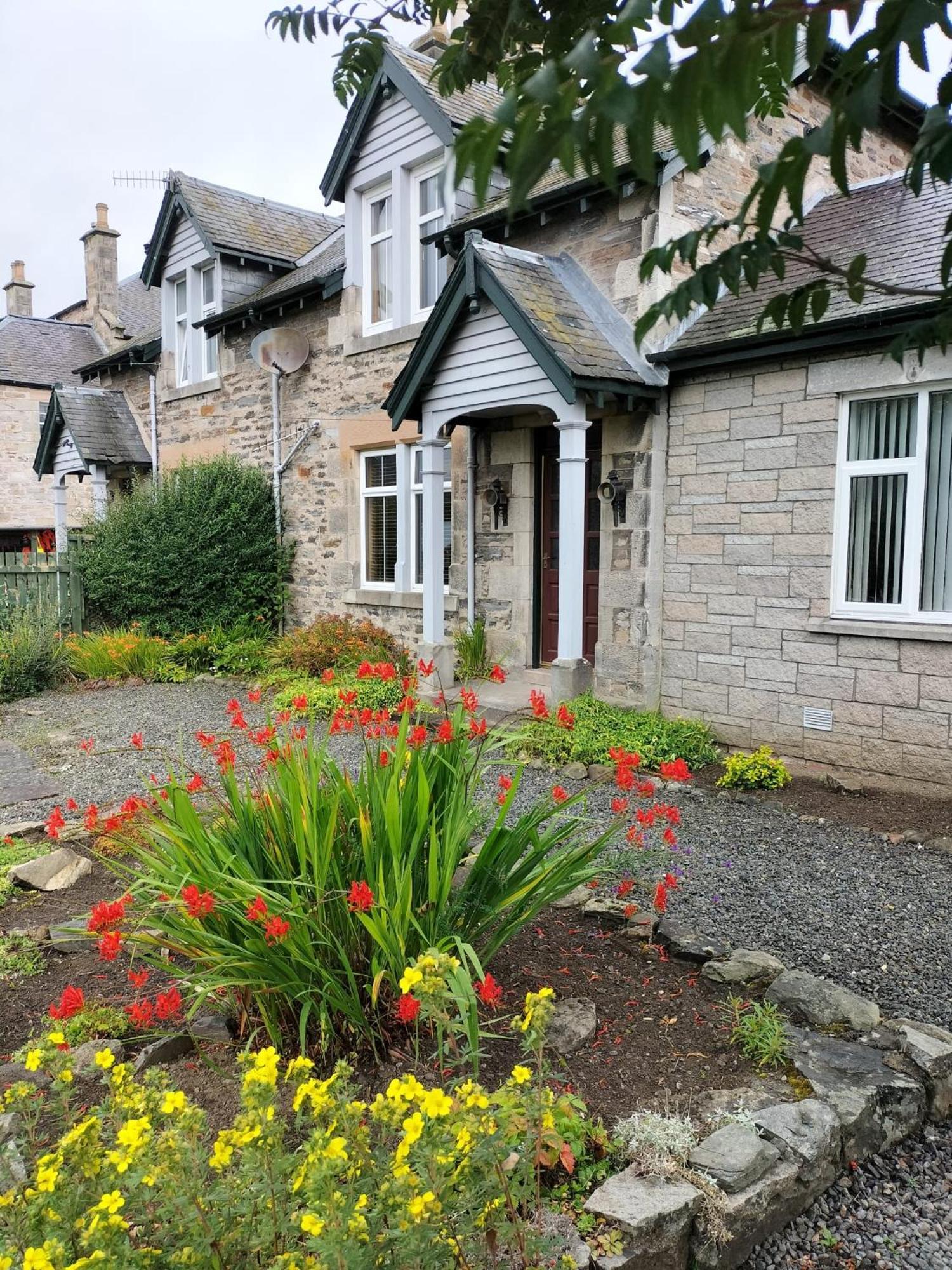 Esk Cottage Pitlochry Eksteriør billede